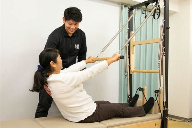 名古屋市名東区の足腰ラボ接骨院でダイエット運動